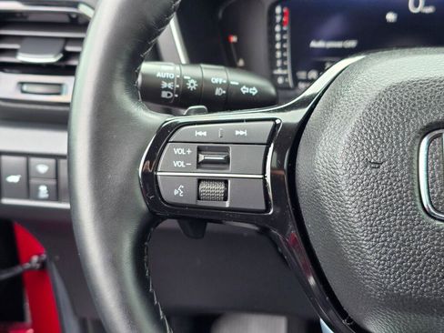Certified 2025 Honda Pilot Elite image 21