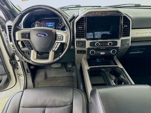 Used 2022 Ford F250 Lariat w/ Lariat Ultimate Package image 16