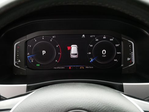 Used 2019 Volkswagen Atlas SEL Premium image 21