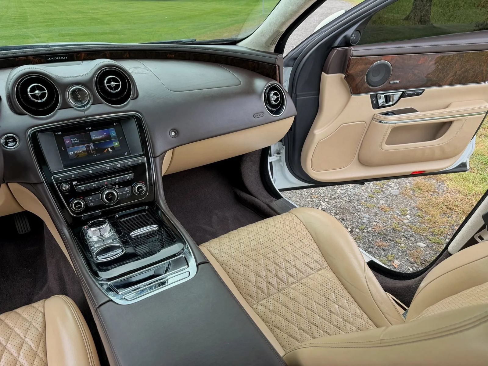 Used 2017 Jaguar XJ L Portfolio AWD/4WD image 53