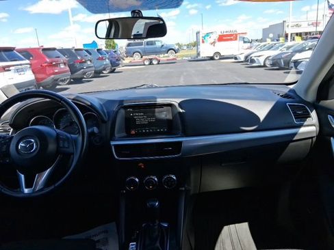 Used 2016 MAZDA CX-5 Touring w/ Bose/Moonroof Package FWD image 11
