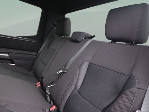 New 2026 Toyota Tundra SR5 AWD/4WD image 31
