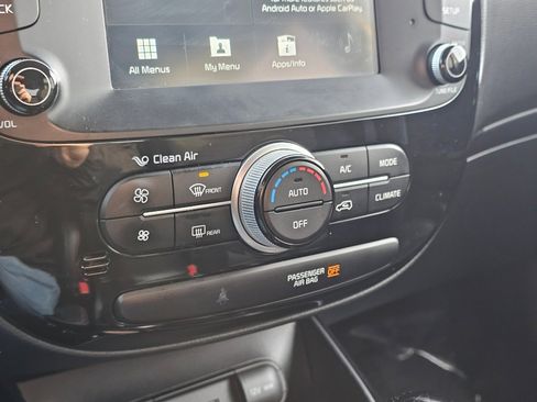 Used 2019 Kia Soul ! image 10