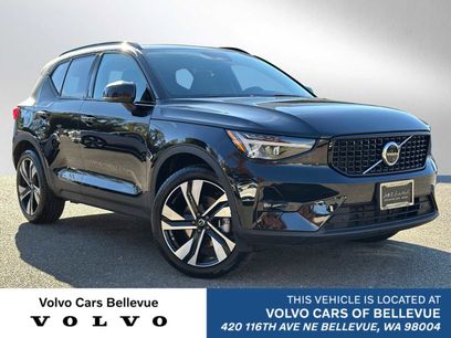 Used 2025 Volvo XC40 B5 Plus w/ Climate Package