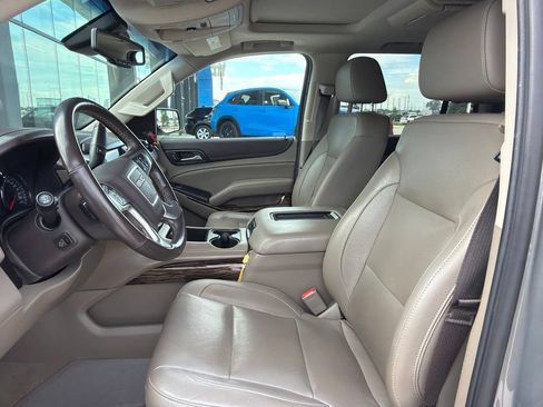 Used 2019 GMC Yukon SLT w/ Premium Edition RWD image 8