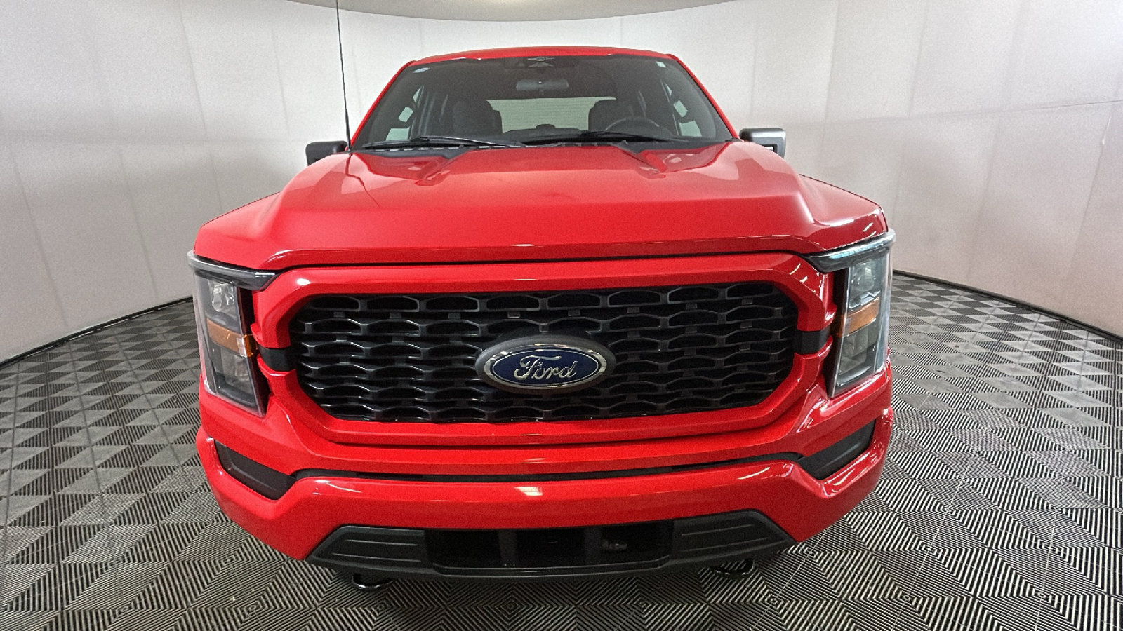 Used 2023 Ford F150 XL w/ Trailer Tow Package AWD/4WD image 8