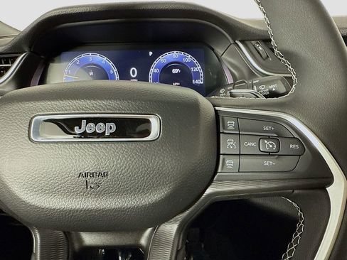 New 2025 Jeep Grand Cherokee Laredo X image 32