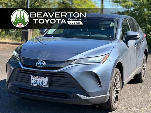 Used 2022 Toyota Venza LE AWD/4WD image 1