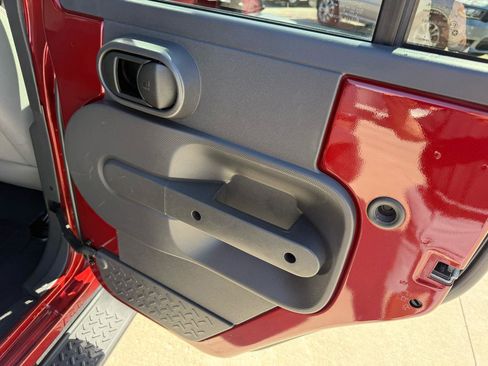 Used 2010 Jeep Wrangler Unlimited Sport w/ PWR Convenience Group image 16