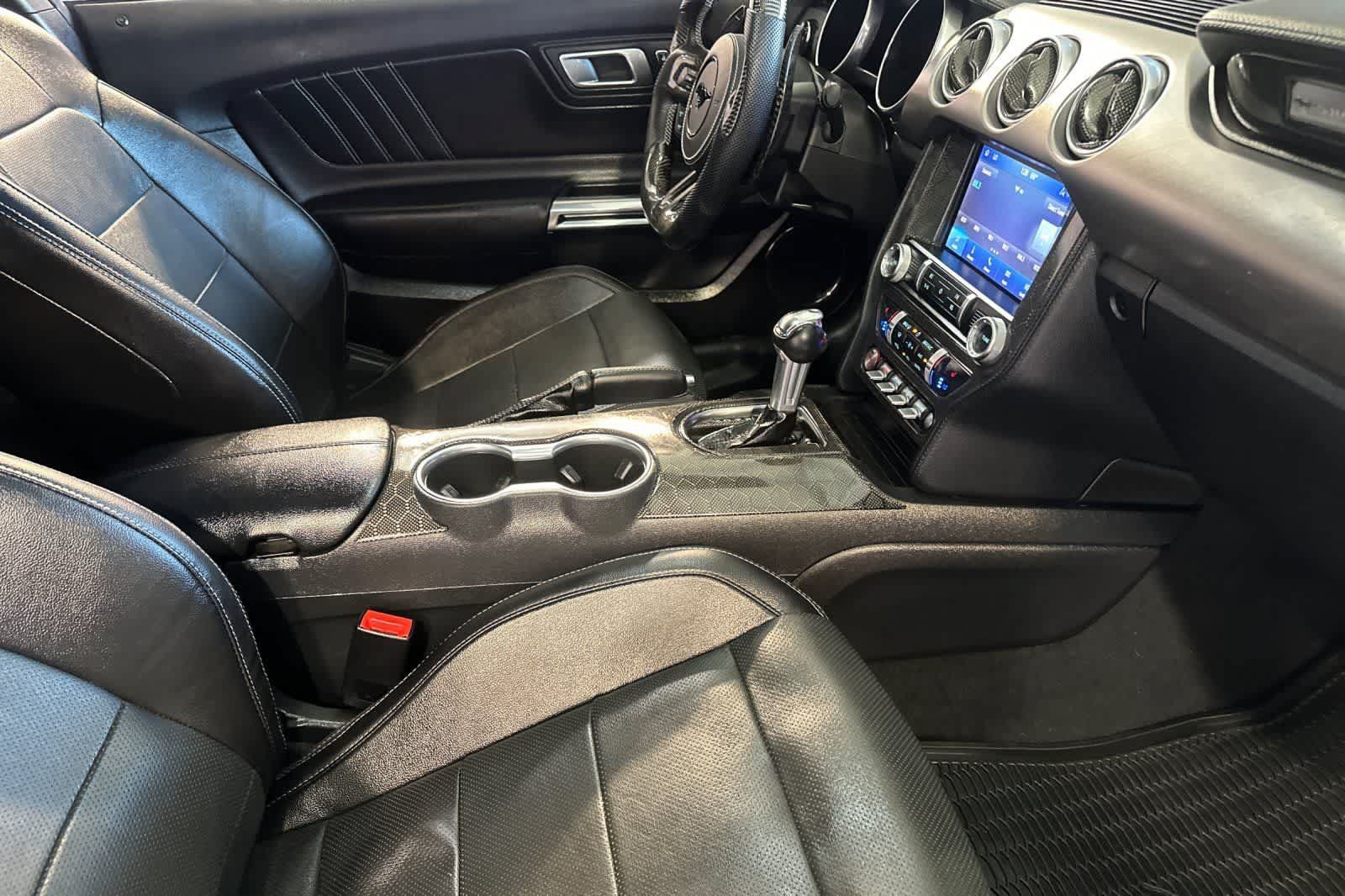 Used 2022 Ford Mustang GT Premium RWD image 16