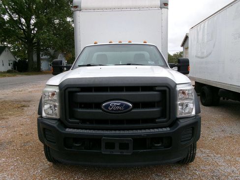 Used 2015 Ford F450 XL w/ Power Equipment Group image 3