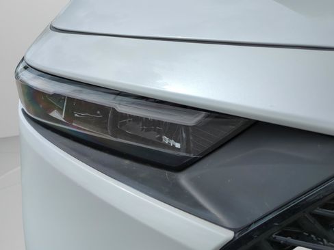 Used 2025 Honda Accord SE image 9