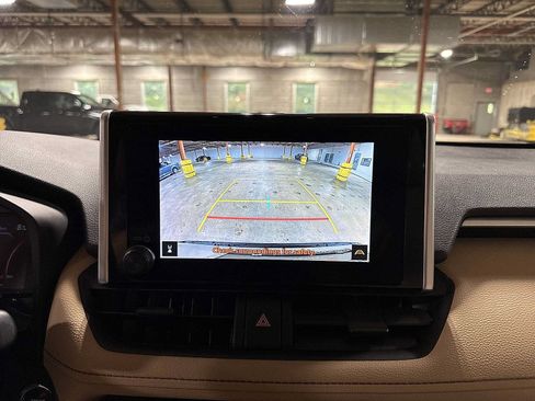 Used 2023 Toyota RAV4 XLE FWD image 25