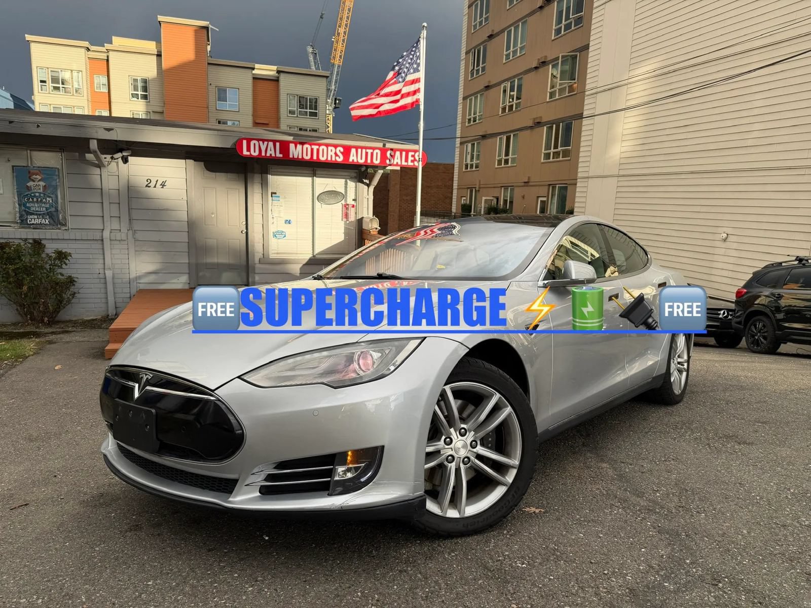 Used 2014 Tesla Model S 85 RWD image 1