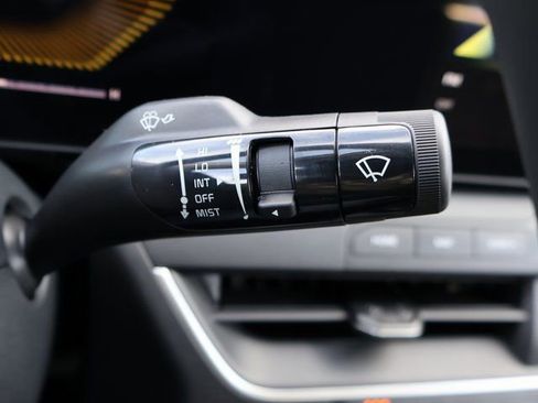 New 2025 Kia K4 LXS image 34