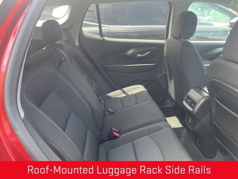 Used 2022 GMC Terrain SLE w/ Driver Convenience Package FWD image 16
