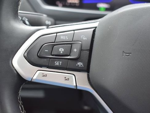 Used 2023 Volkswagen Tiguan SE FWD image 20