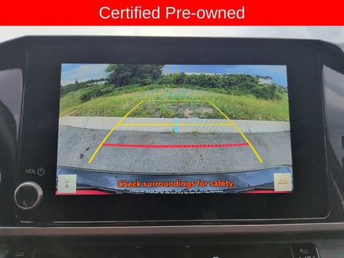 Used 2025 Toyota Camry SE FWD image 21