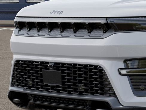 New 2026 Jeep Grand Wagoneer 4WD image 24