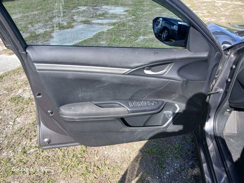 Used 2016 Honda Civic LX image 11