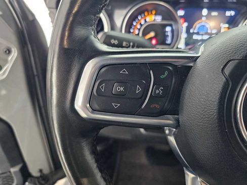 Used 2021 Jeep Wrangler Unlimited Sahara image 27