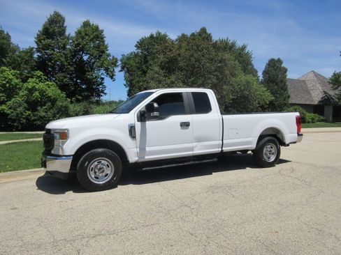 Used 2020 Ford F250 XL w/ Power Equipment Group RWD image 5