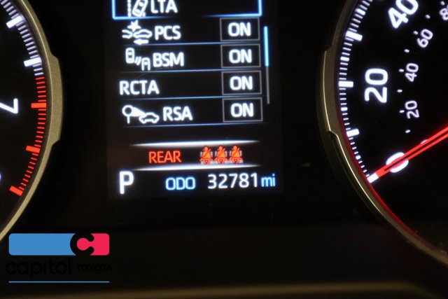Certified 2021 Toyota RAV4 LE AWD/4WD image 15