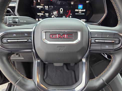 Used 2024 GMC Canyon AT4 AWD/4WD image 34
