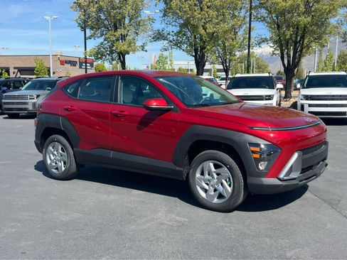 Certified 2026 Hyundai Kona SE AWD/4WD image 5