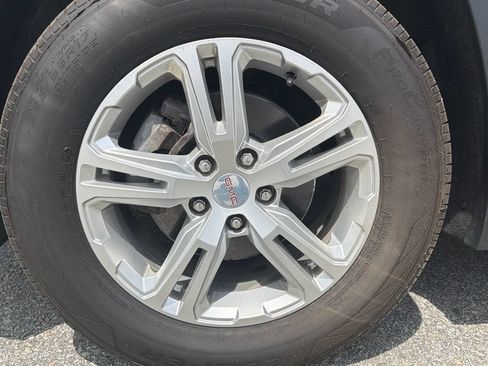 Certified 2019 GMC Terrain SLE w/ Driver Convenience Package AWD/4WD image 26