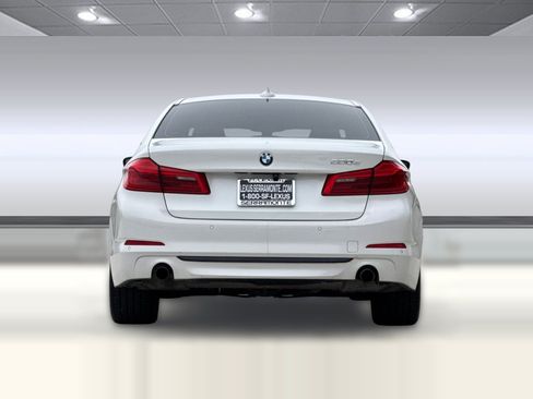Used 2018 BMW 530e RWD image 9