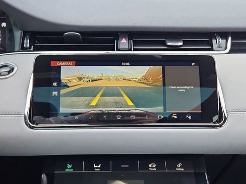 Used 2020 Land Rover Range Rover Evoque First Edition image 17