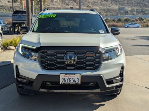 Used 2022 Honda Passport TrailSport image 8
