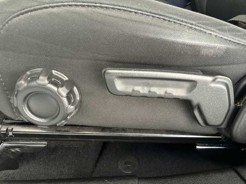 Certified 2019 Jeep Wrangler Unlimited Sport S image 14