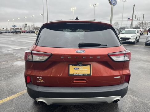 Used 2020 Ford Escape SE image 8
