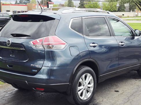 Used 2014 Nissan Rogue SV AWD/4WD image 6
