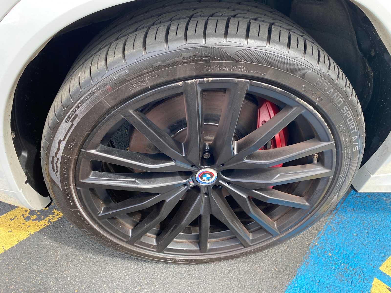 Used 2023 BMW X6 M50i w/ Executive Package AWD/4WD image 40
