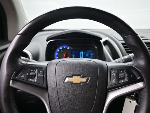 Used 2016 Chevrolet Trax LT w/ LT Convenience Package FWD image 13