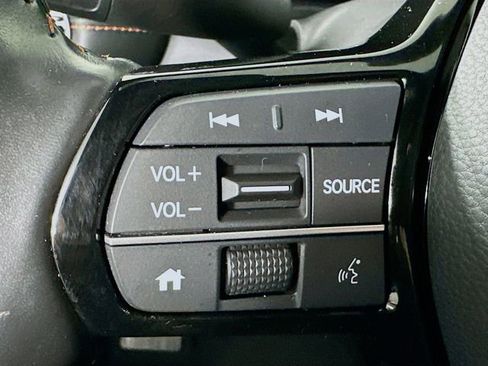 Used 2024 Honda HR-V Sport image 9