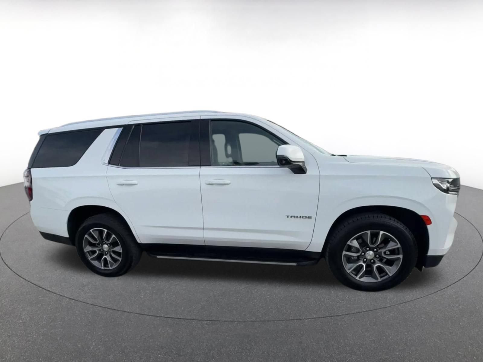 Used 2023 Chevrolet Tahoe LT w/ Luxury Package RWD image 15