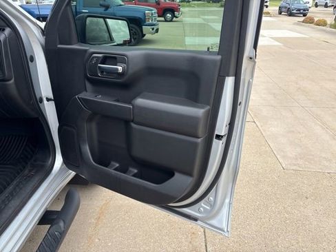 Used 2021 Chevrolet Silverado 1500 Custom Trail Boss w/ Safety Confidence Package AWD/4WD image 19