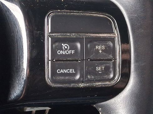 Used 2014 Jeep Wrangler Unlimited Sahara image 22