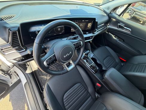 Used 2024 Kia Sportage SX AWD/4WD image 16
