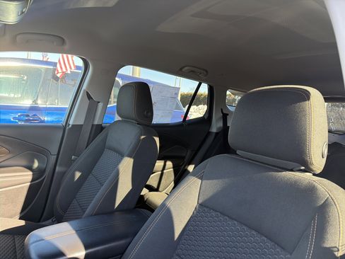 Used 2020 GMC Terrain SLE image 9