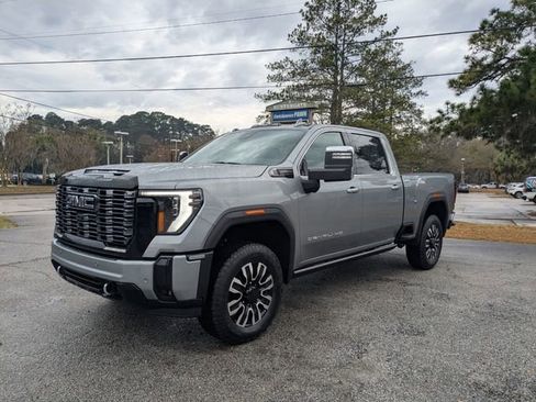 New 2026 GMC Sierra 2500 Denali Ultimate image 8