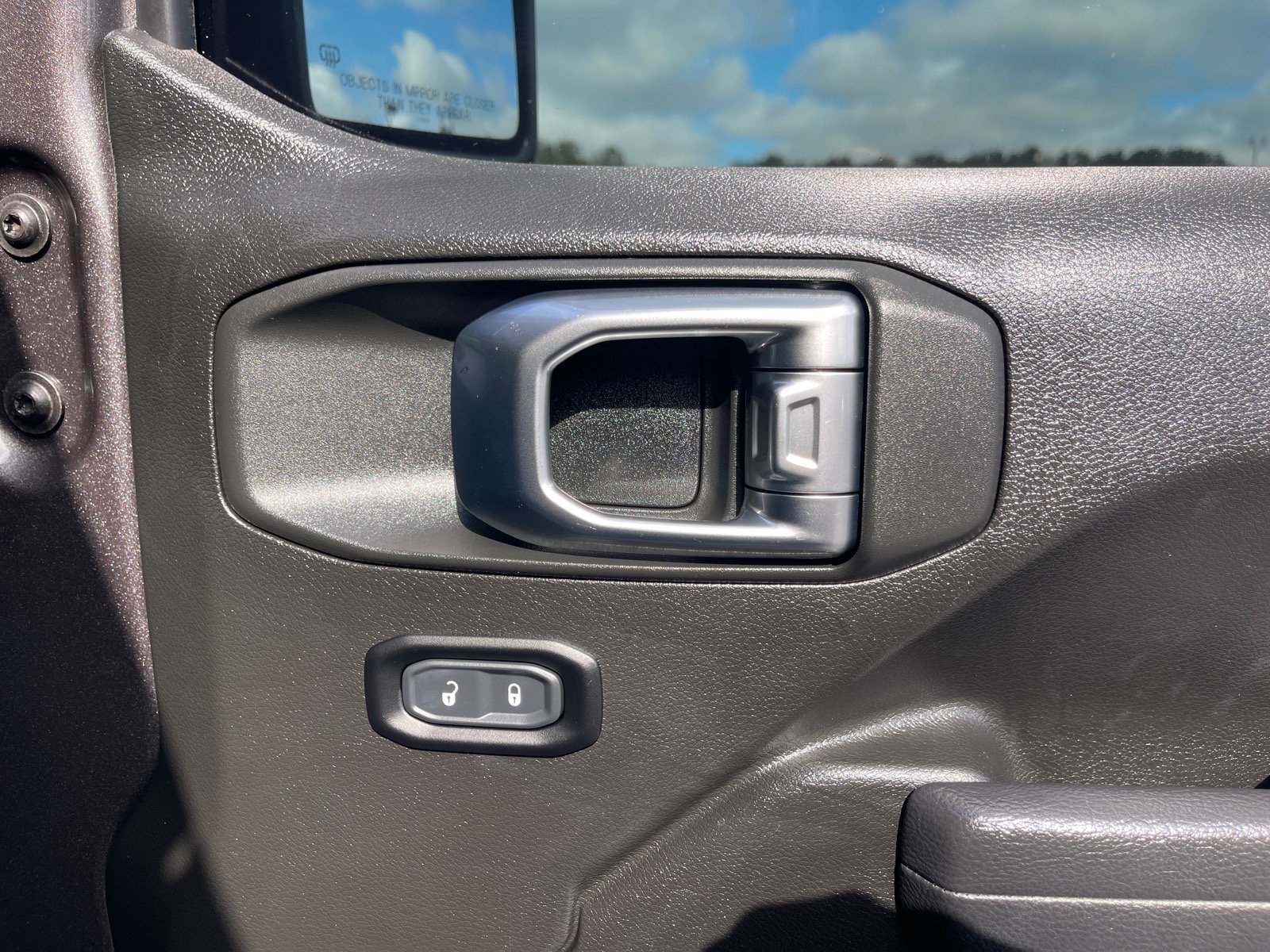 Used 2025 Jeep Wrangler Unlimited Sport S 4xe AWD/4WD image 20