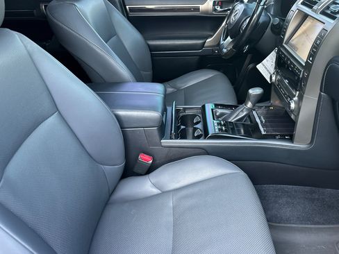 Used 2020 Lexus GX 460 Premium w/ Premium Package AWD/4WD image 27