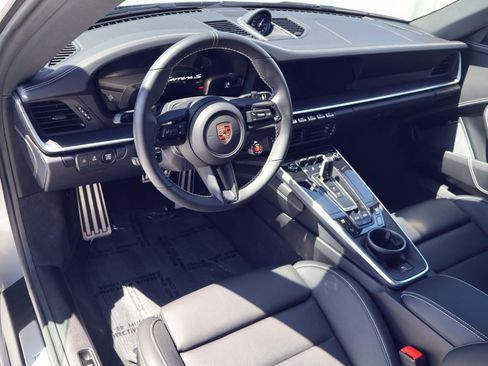 Certified 2025 Porsche 911 Carrera S RWD image 4