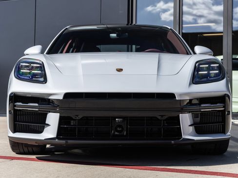 Certified 2026 Porsche Panamera RWD image 8