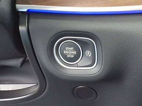 New 2026 Mercedes-Benz GLS 450 4MATIC image 25